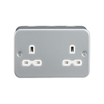 Metal Clad Double Unswitched Socket 13A DP